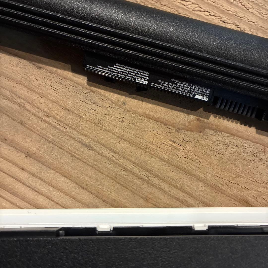 LAVIE ノートPC PC-NS100G2W ホワイト