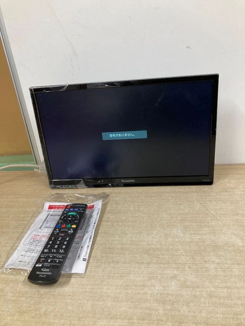 Panasonic 19型液晶テレビ TH-19E300 2017年製