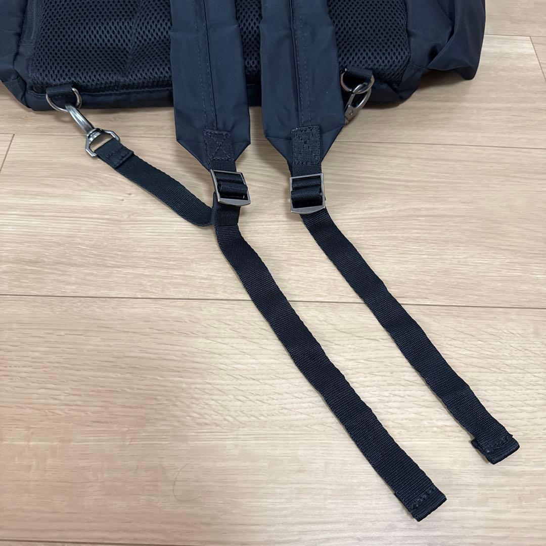 agnis b. ブラック マザーズバッグ　リュック