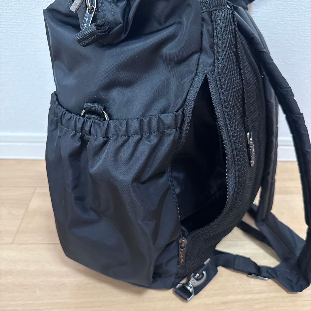 agnis b. ブラック マザーズバッグ　リュック