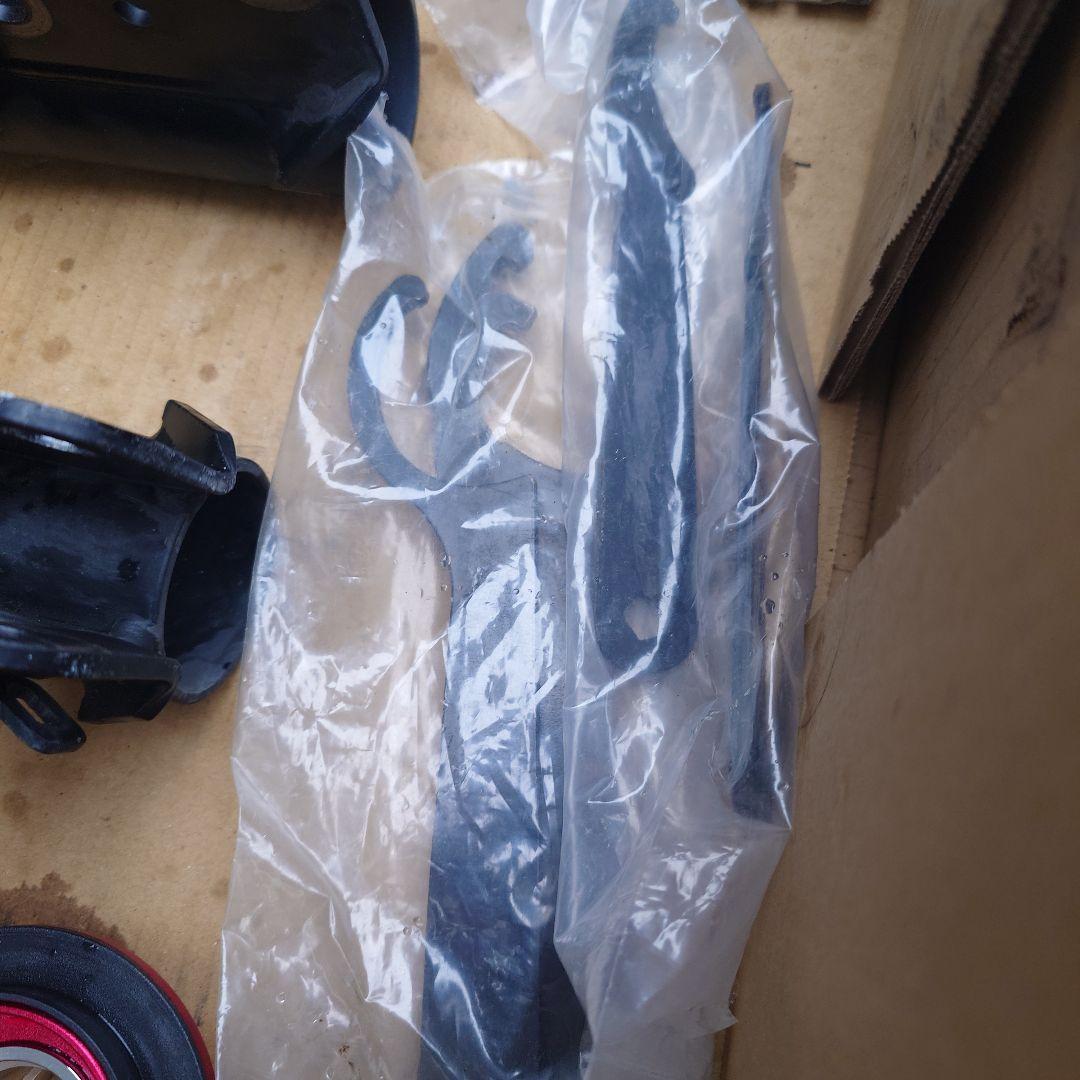 新型ヴェゼル　BLITZ車高調