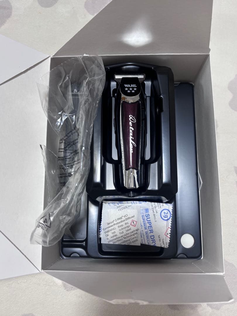美品✨WAHL ウォール　Detaunter バリカン 充電器付きディテーラー
