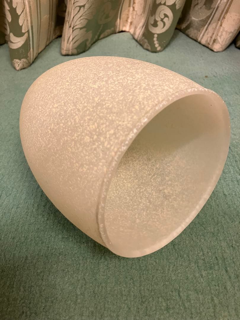 大塚家具にて購入の天井照明　シャンデリア　 ３灯　マッドブラック　レトロでお洒落