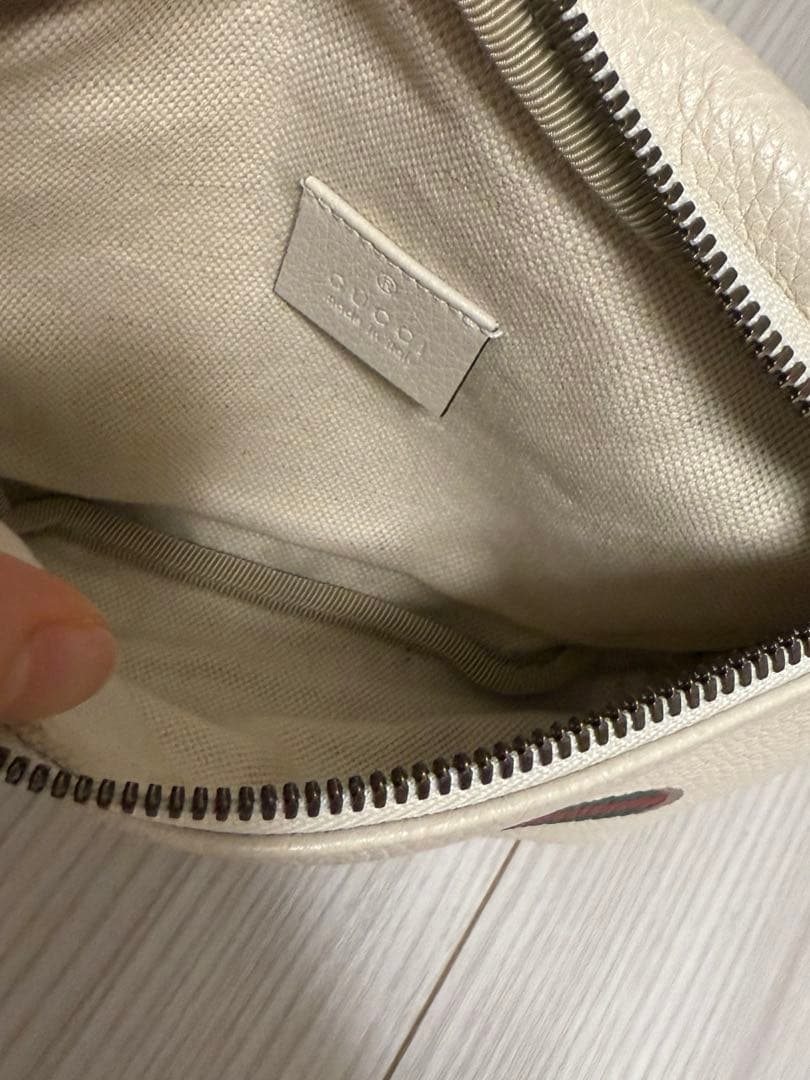 GUCCI ボディバッグ ホワイト