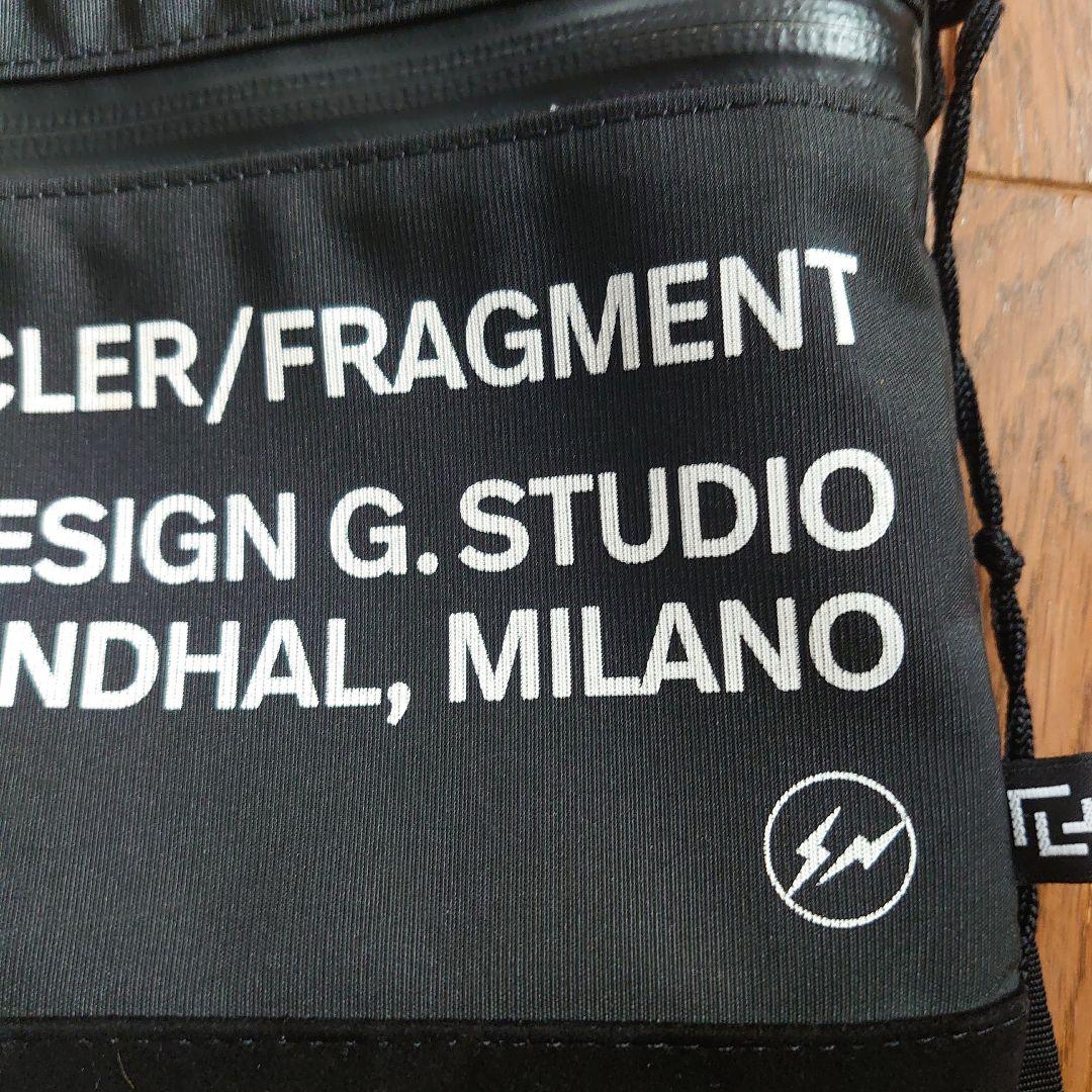MONCLER/FRAGMENT サコッシュ ブラック