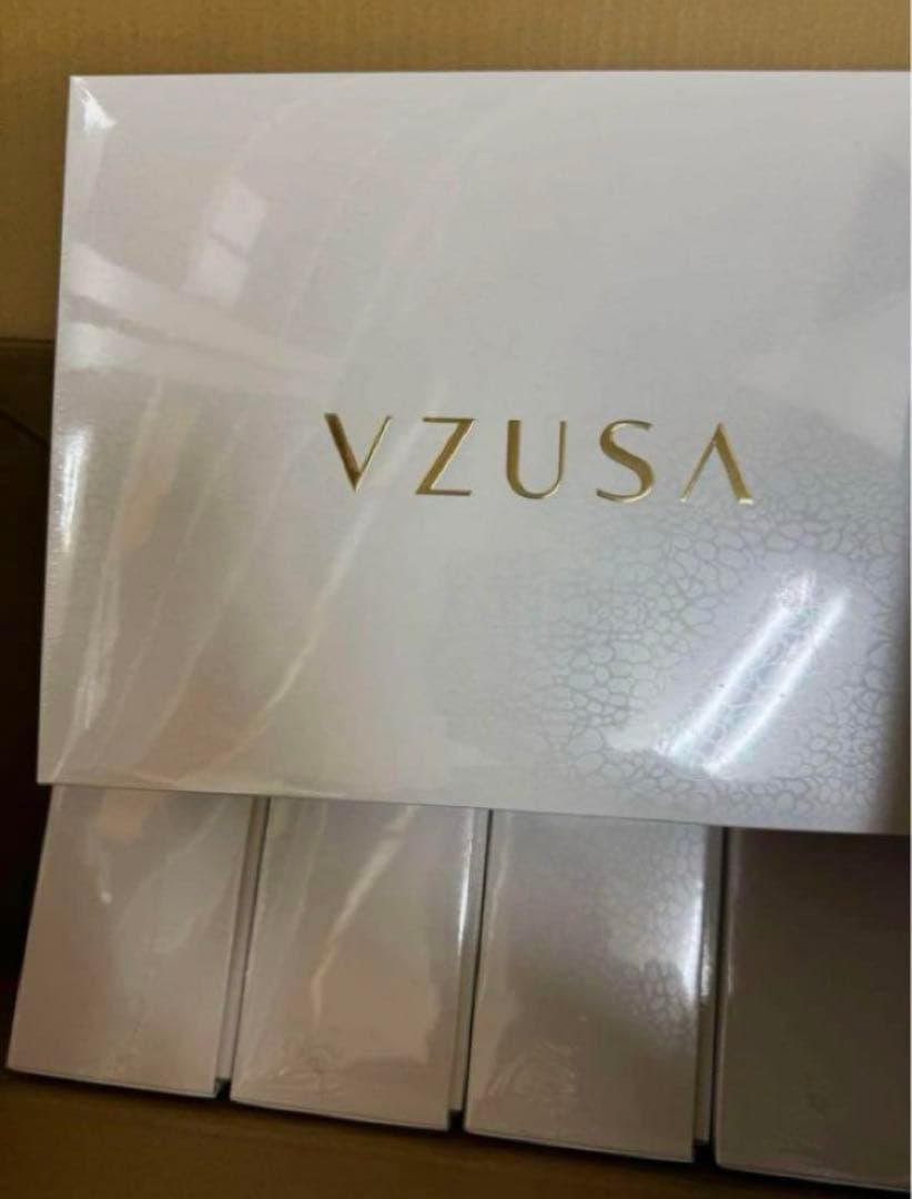 【新品未開封】the Vzusa - メデューサ ロイヤルパープル 美顔器