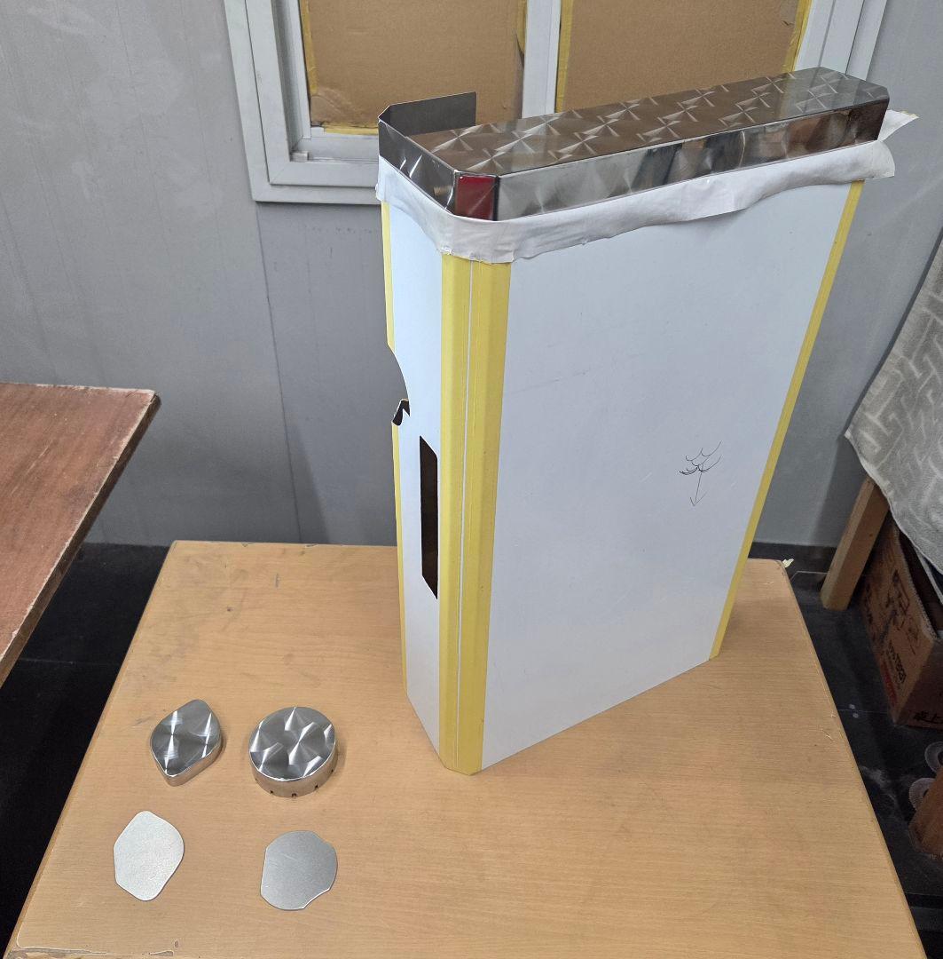 17スーパーグレート等　サブタンク　鱗ステンレスカバー&キャップ類