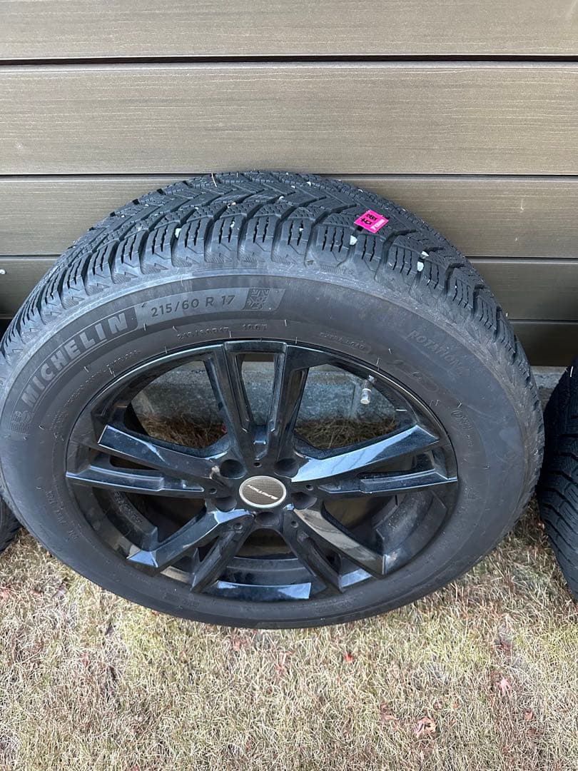【サム】ベルランゴ／リフター　スタッドレスタイヤ215/60R17 4本