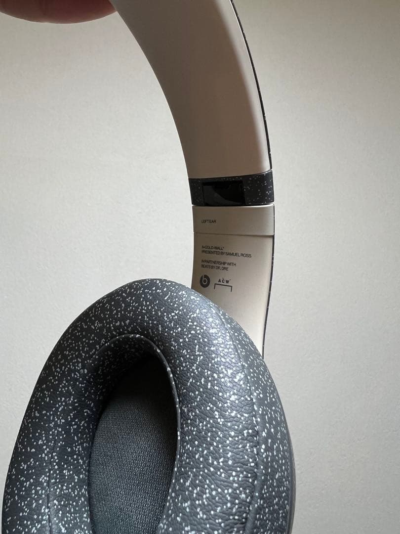 希少 A-COLD-WALL Beats Studio 3 Wireless