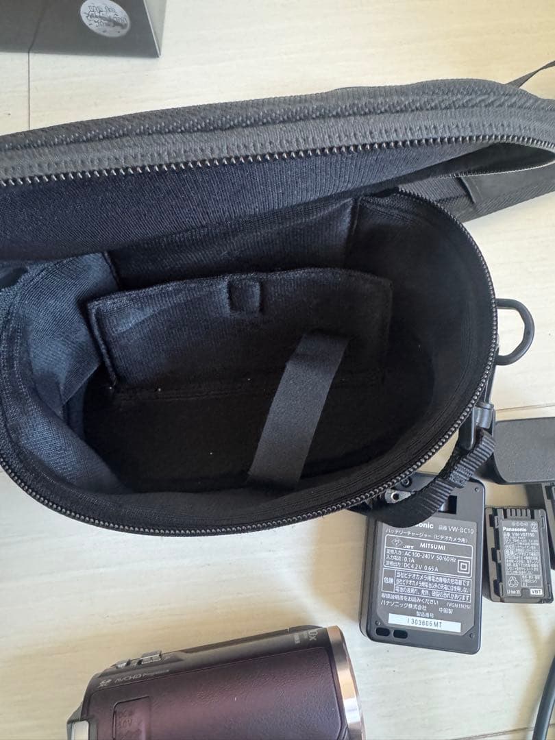 しん様Panasonic パナソニック ビデオカメラ HC-V550M セット