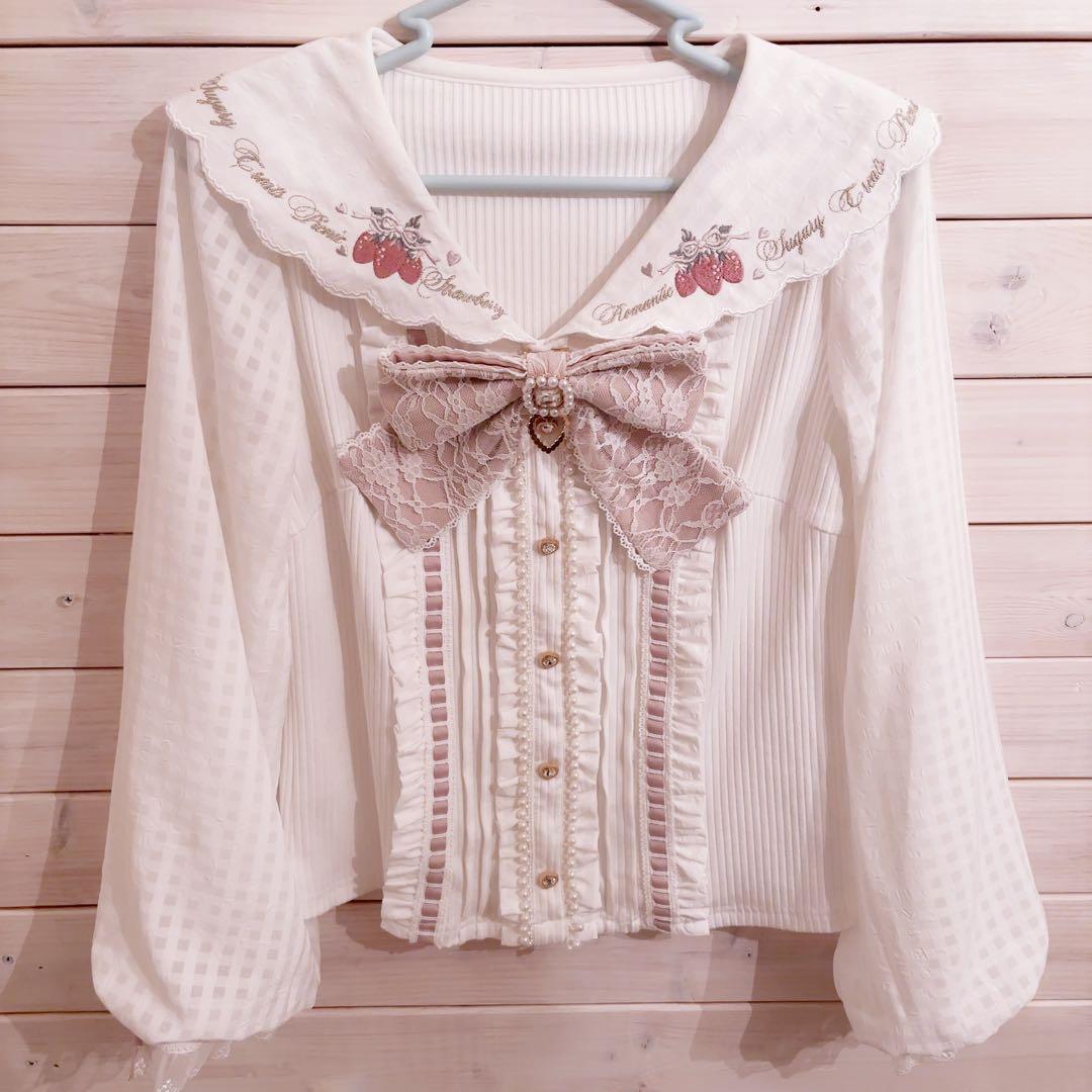 LIZLISA ストロベリー刺繍ブラウス