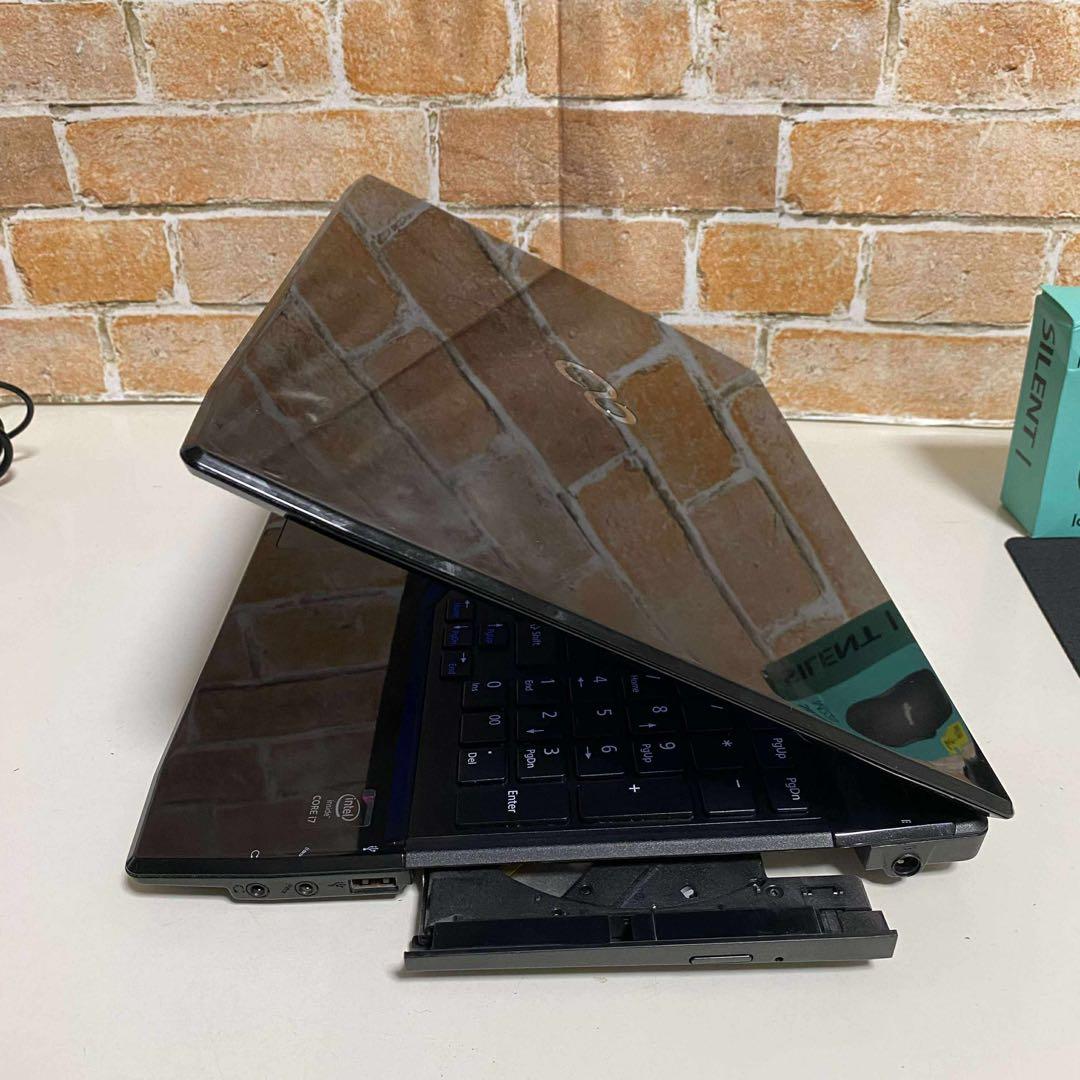 FUJITSUノート PC Corei7 SSD500GB Windows11