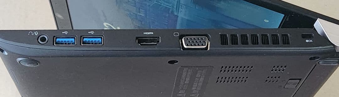 dynabook 13.3インチ ノートPC ブラック