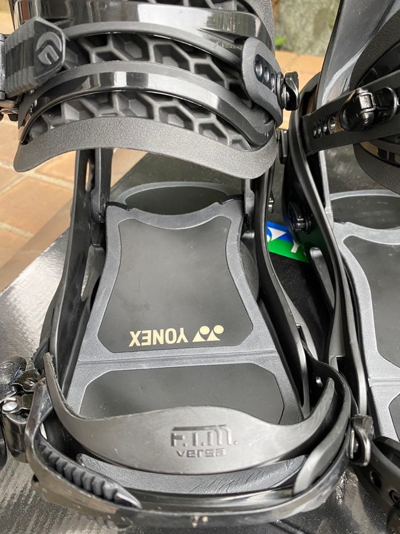 ヨネックス スノーボードビンディング BDSPFS03 M ブラック