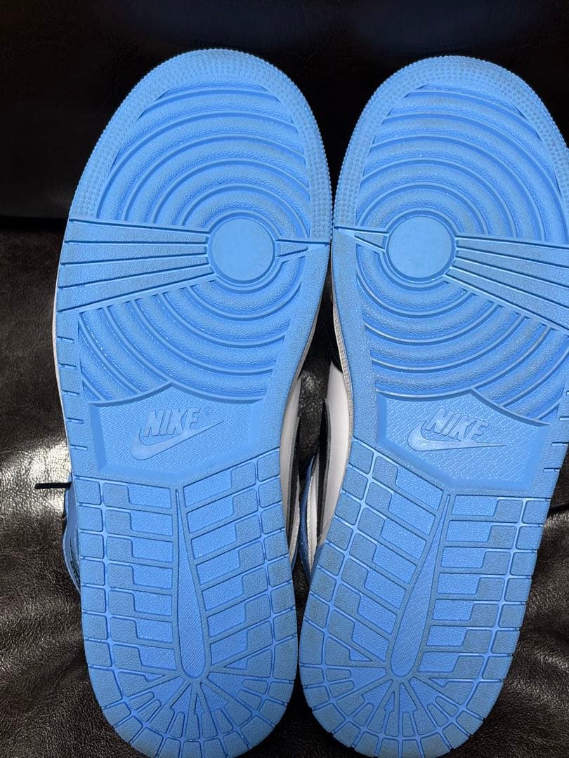 靴 Nike Air Jordan 1 Retro High OG UNC