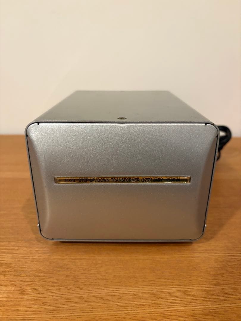 カシムラ 変圧器 TI-20 ステップアップダウントランスフォーマー