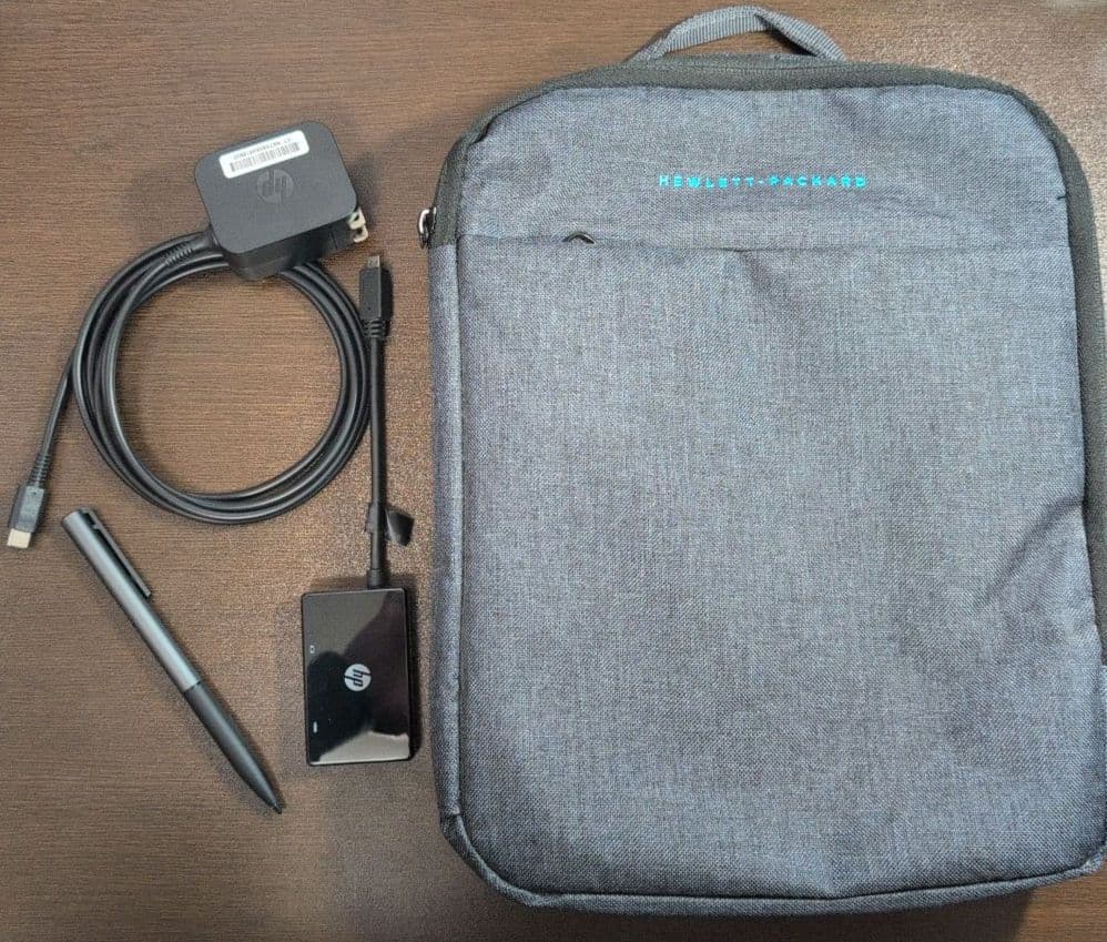 HP x2 210 G1 2in1タブレットPC