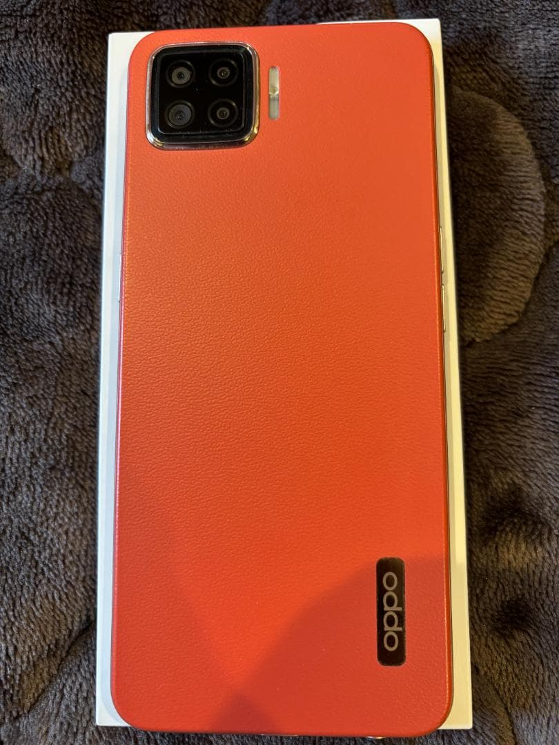 ＯＰＰＯ　Ａ７３（中古）