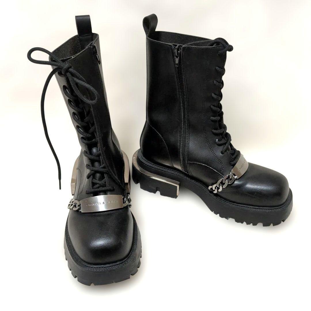 ✧美品【チャールズ＆キース】レースアップブーツ黒　厚底　チェーン　24.5