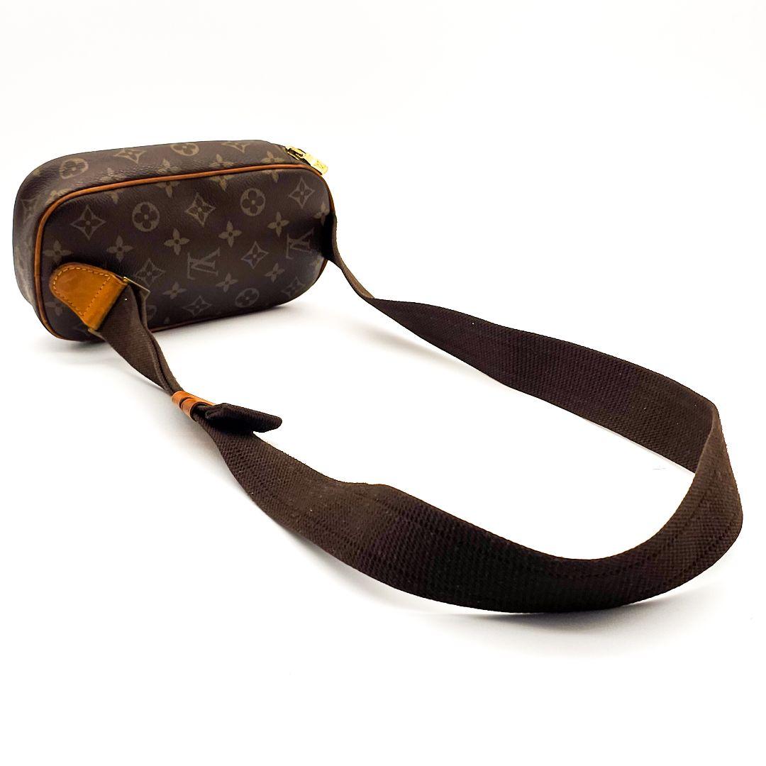 ルイヴィトン　ポシェット　ガンジュ　ワンショルダーバッグ　モノグラム　372