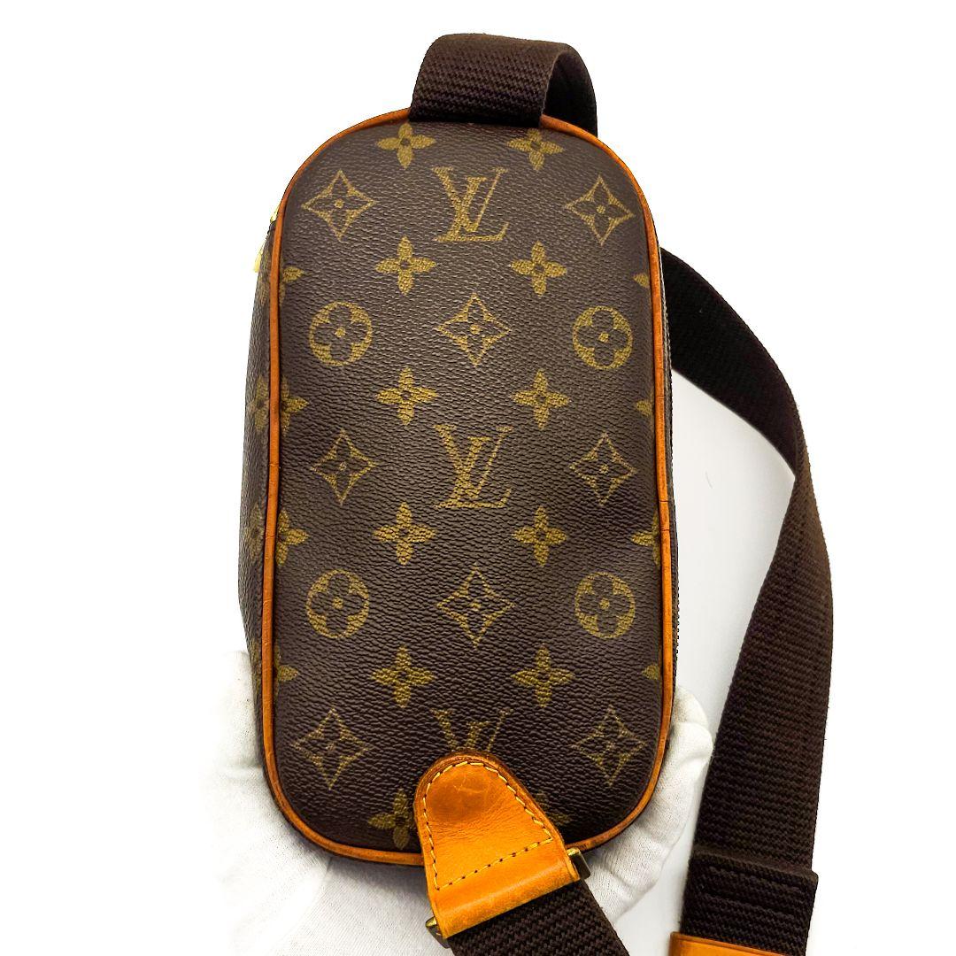 ルイヴィトン　ポシェット　ガンジュ　ワンショルダーバッグ　モノグラム　372
