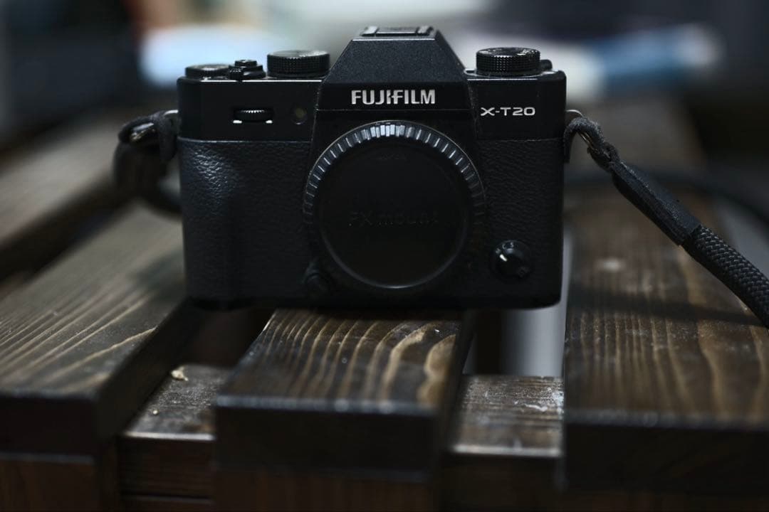 Fujifilm X-T20 デジタルカメラ 本体