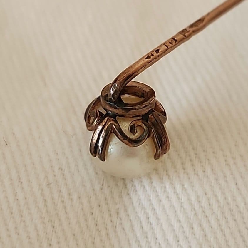 イギリスアンティーク　パールつきスティックピン9金　ヴィクトリア時代