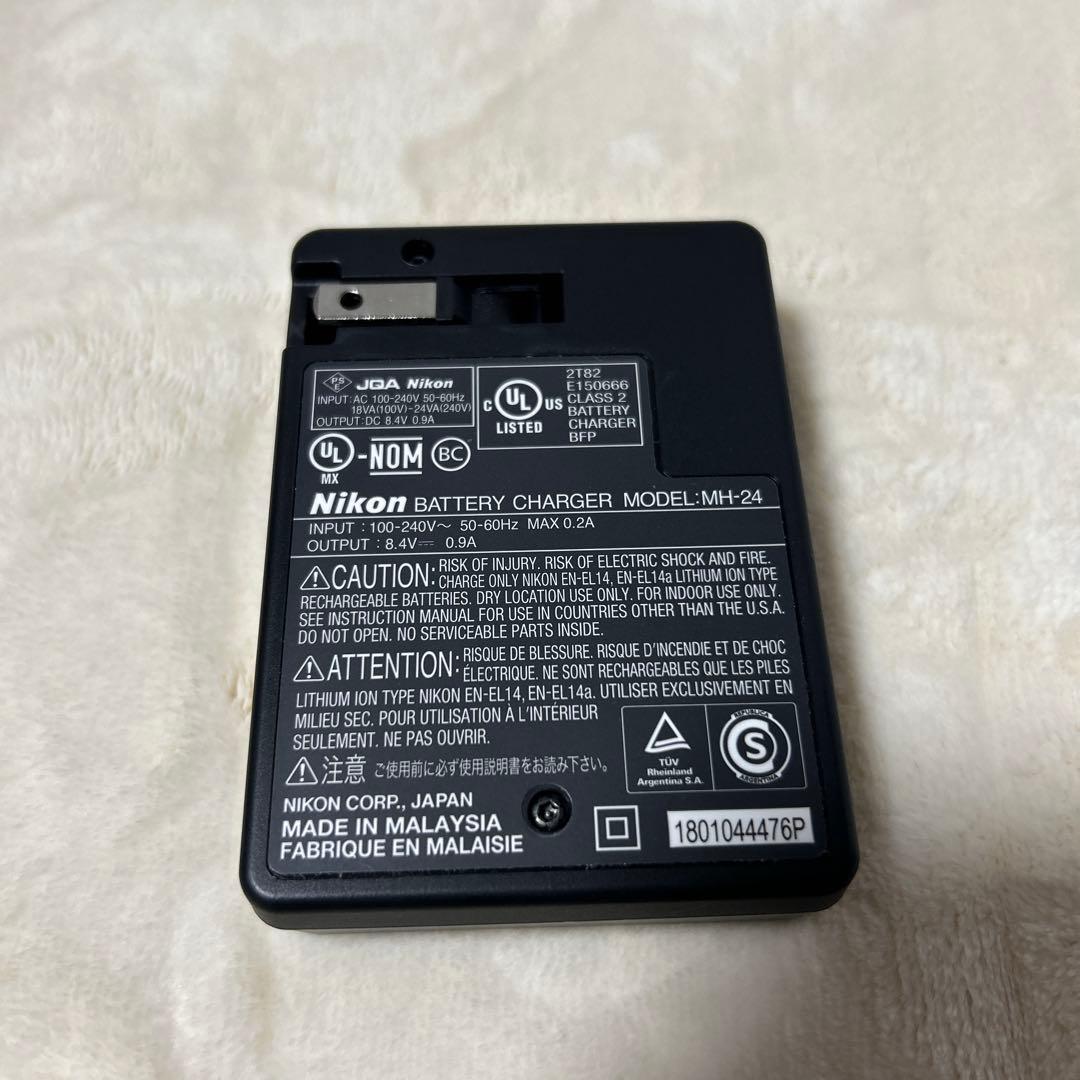 【極美品】ニコン　D3400 ダブルズームレンズキット