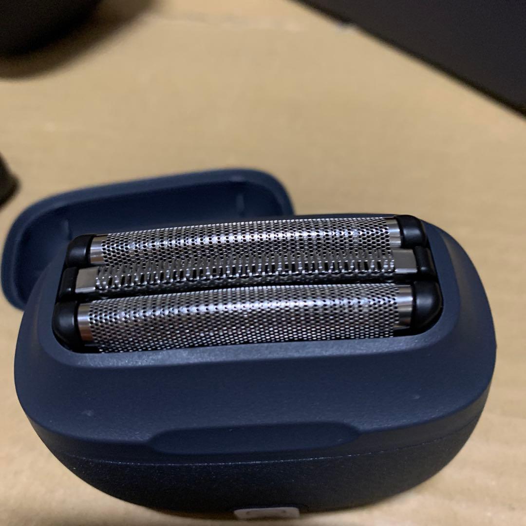 パナソニック3枚刃メンズシェーバー　 ES-P330U-A