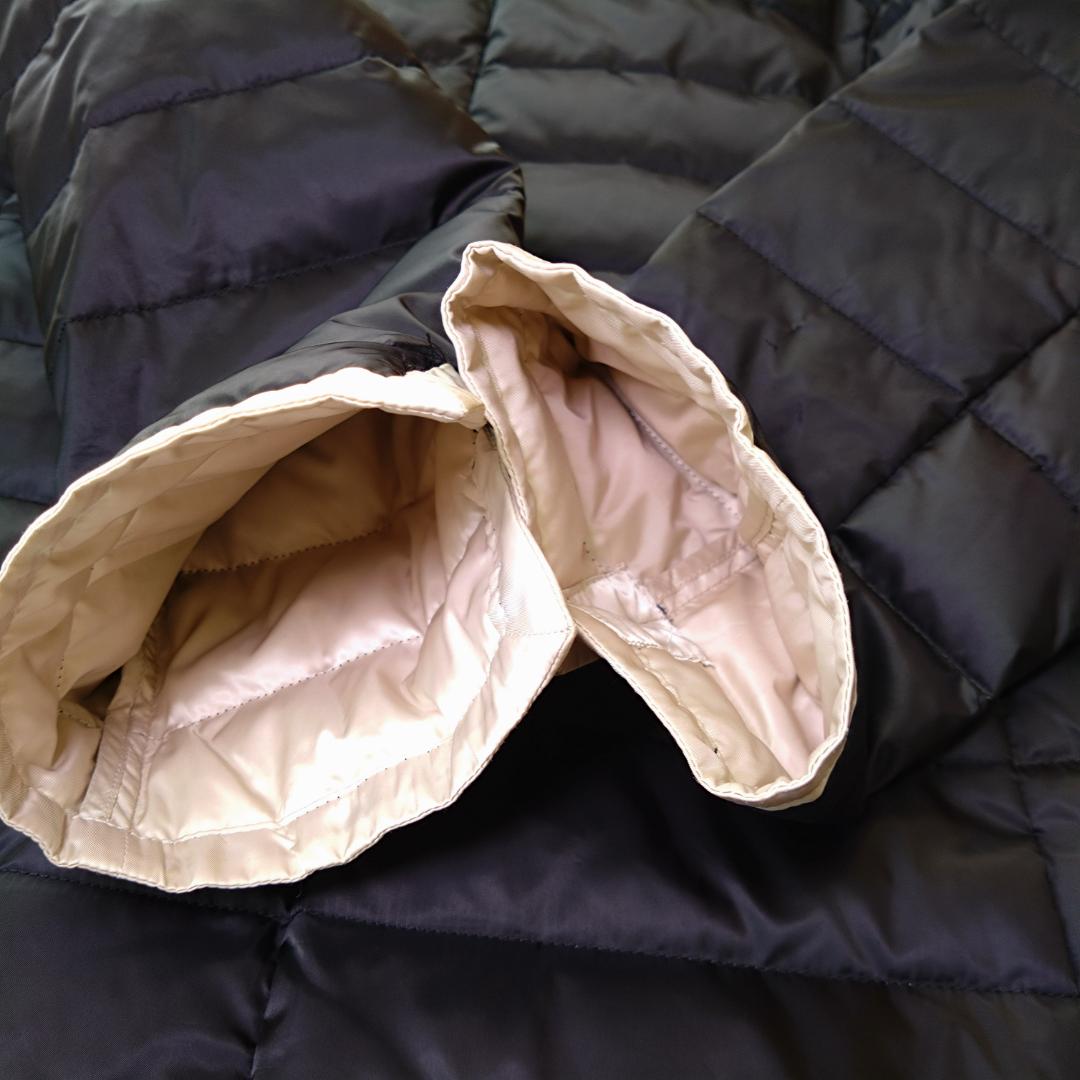 オースチンリード フード付きダウンコート　L40　ビジュー装飾つき　黒　白　現行