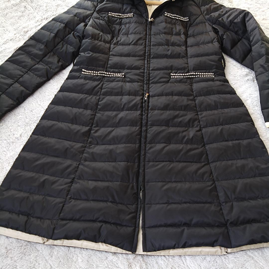 オースチンリード フード付きダウンコート　L40　ビジュー装飾つき　黒　白　現行