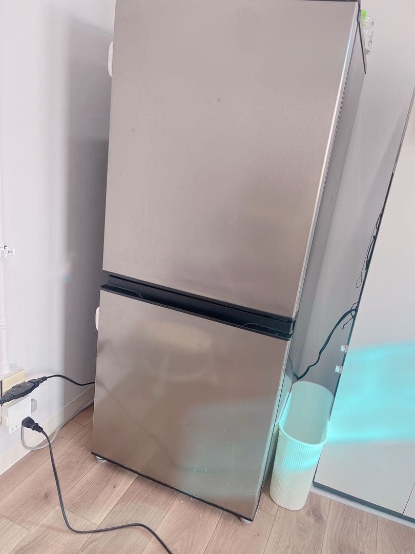 大阪【引き取り限定】AQUA冷蔵庫 135L 2ドア