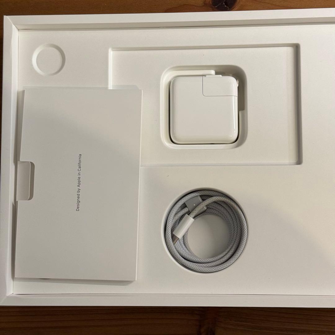 【美品】 M2 MacBook Air 本体 USキーボード