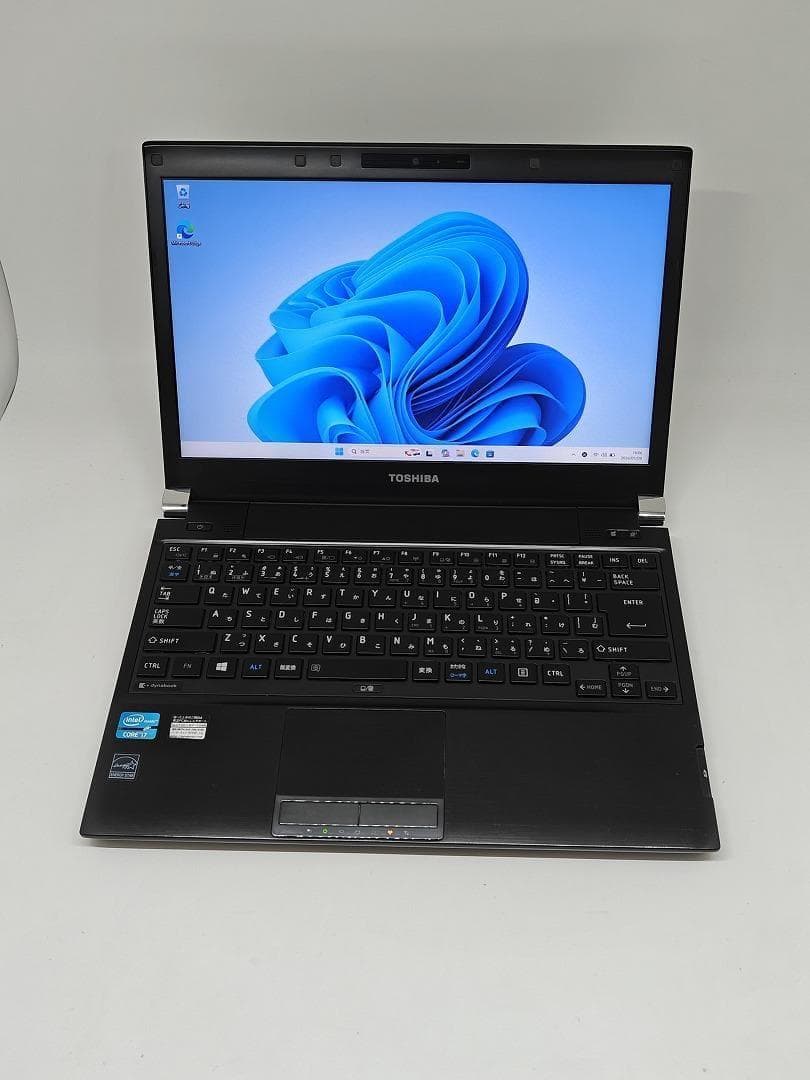 【東芝】爆速 Corei7/SSD256GB ノートパソコン 16GB E5