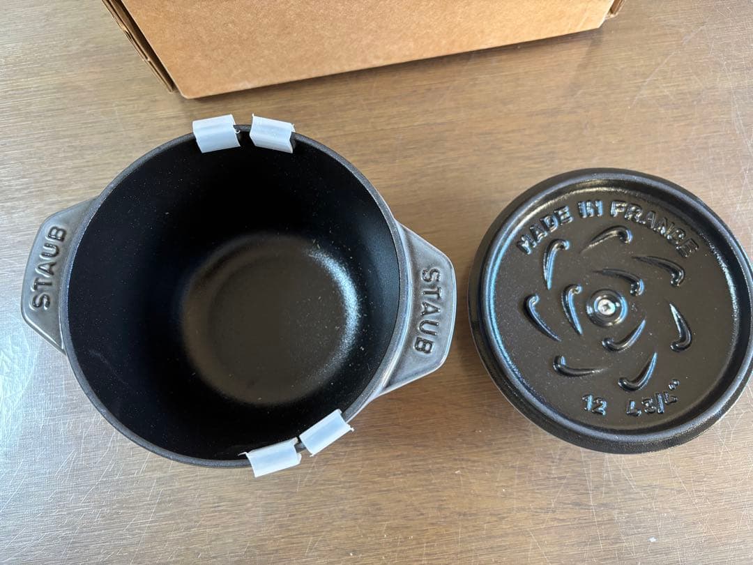 【新品・未使用】STAUB ラ・ココット de GOHAN S