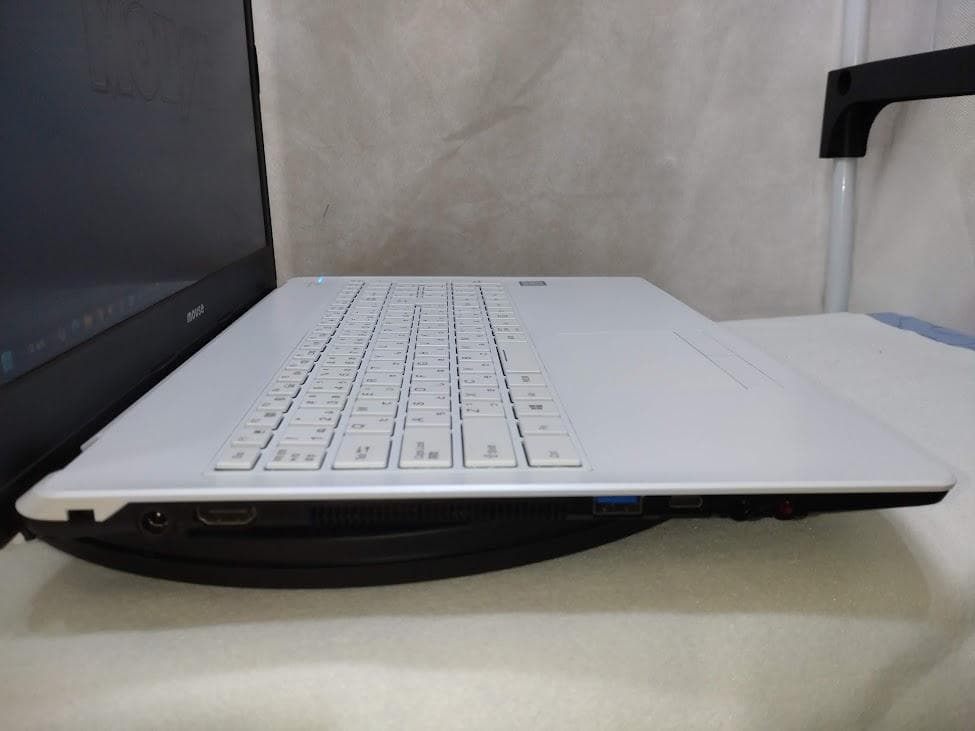 mouse core i5 15.6型 FHD 256GB 8GB office