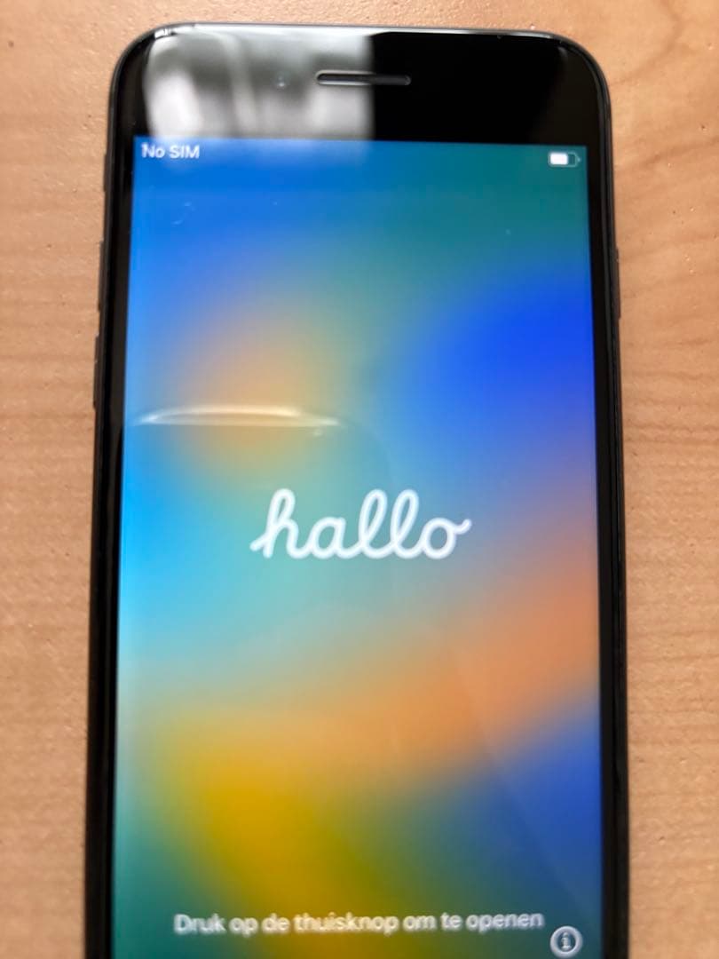 Apple iPhone 8 ブラック SIMなし