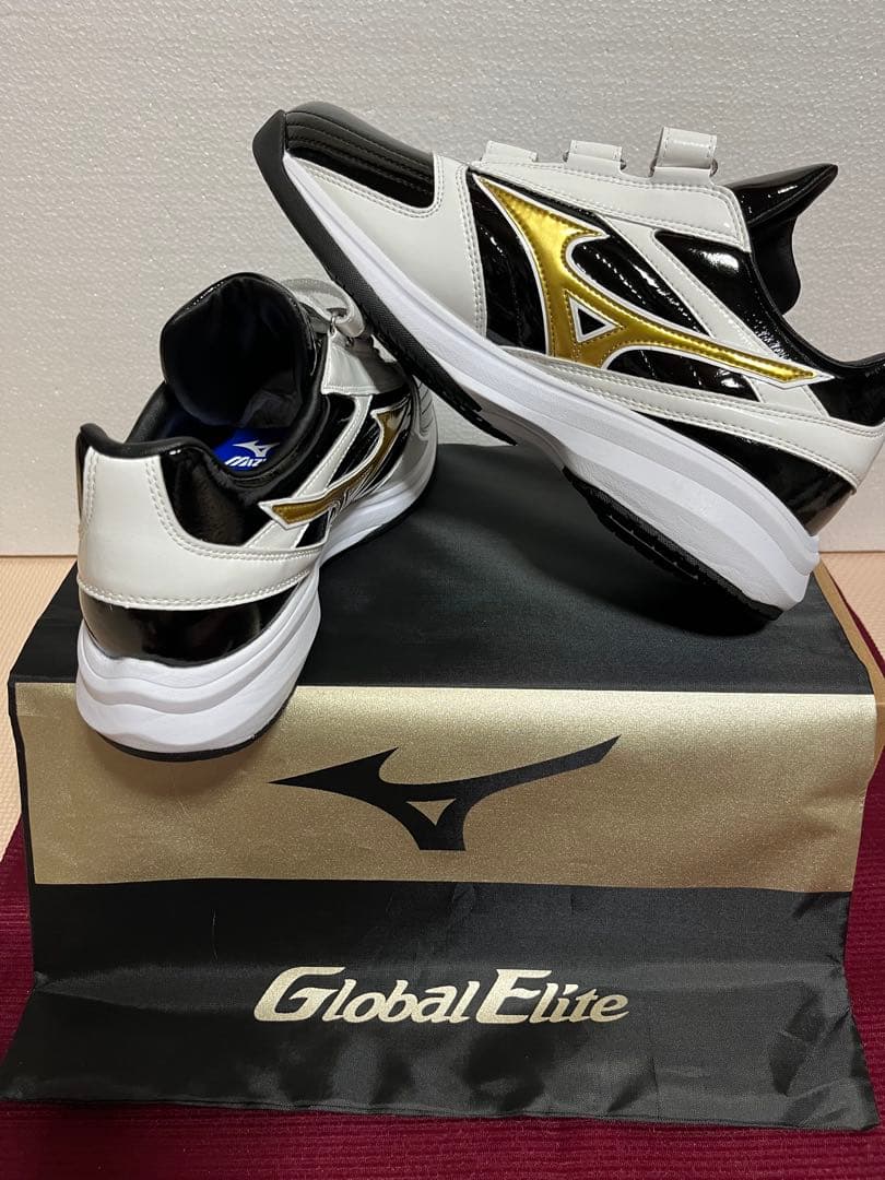 Mizuno Global Elite トレーニングシューズ