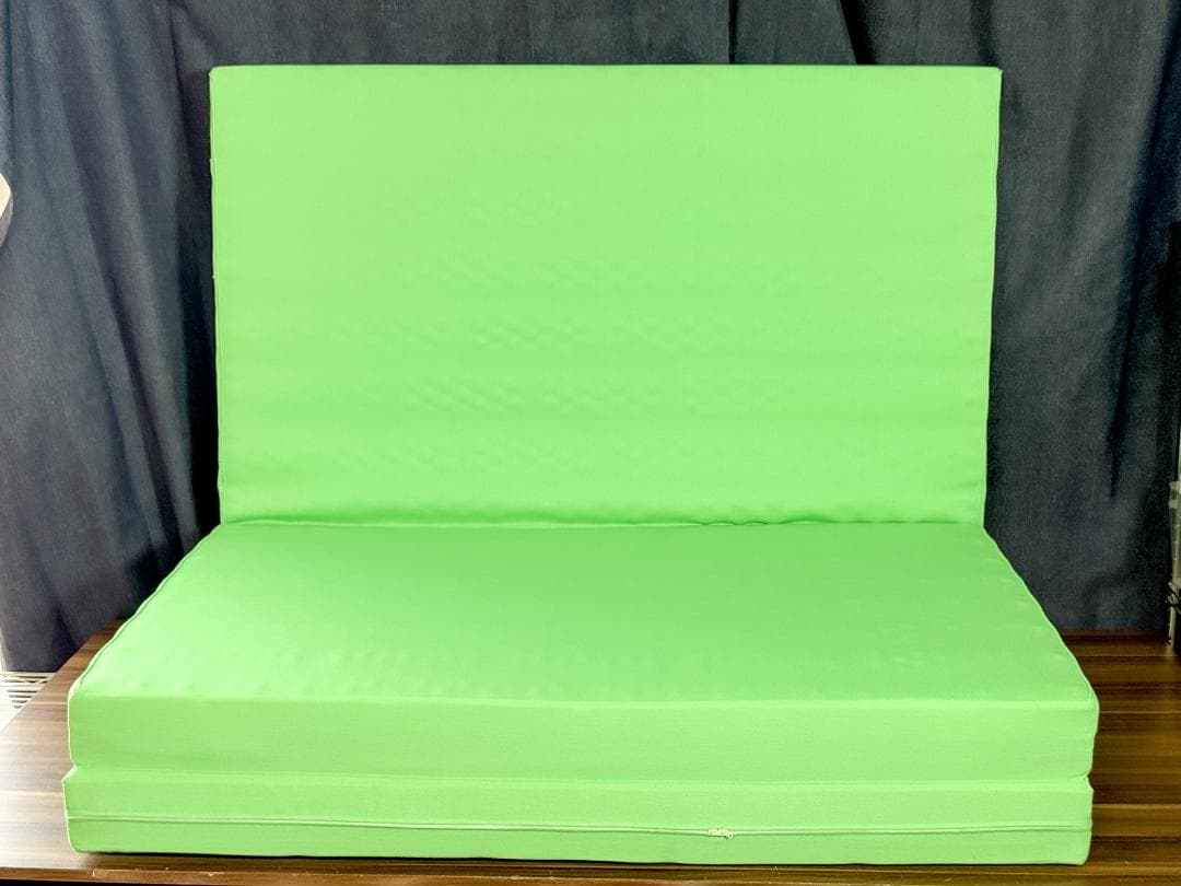 ヘルスウェーブゴールド すややか 三つ折り健康敷布団 グリーン