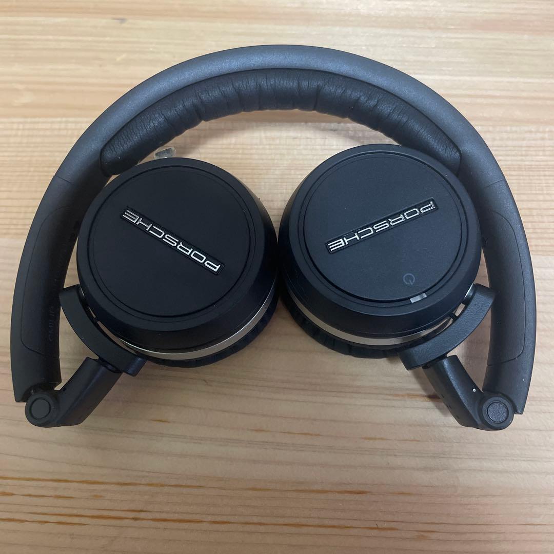 ポルシェBluetoothヘッドホン