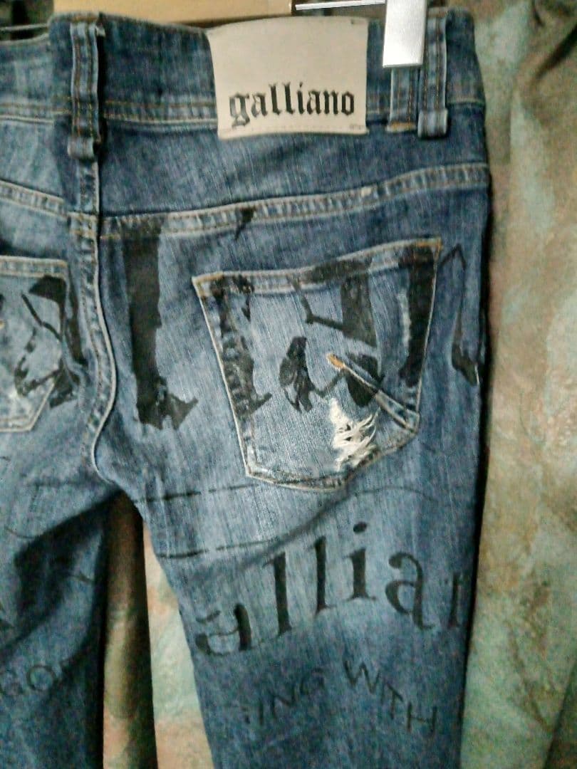 ジョンガリアーノJohn Galliano ハードクラッシュデニム細身