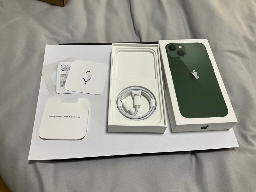 Apple iPhone13 グリーン 128GB 本体（SIMフリー）