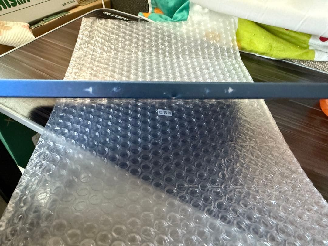 iPad第10世代64GB本体、ケース付き