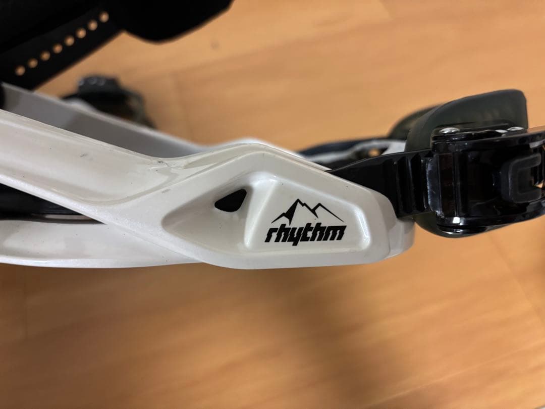 SALOMON スノーボードビンディング rhythm
