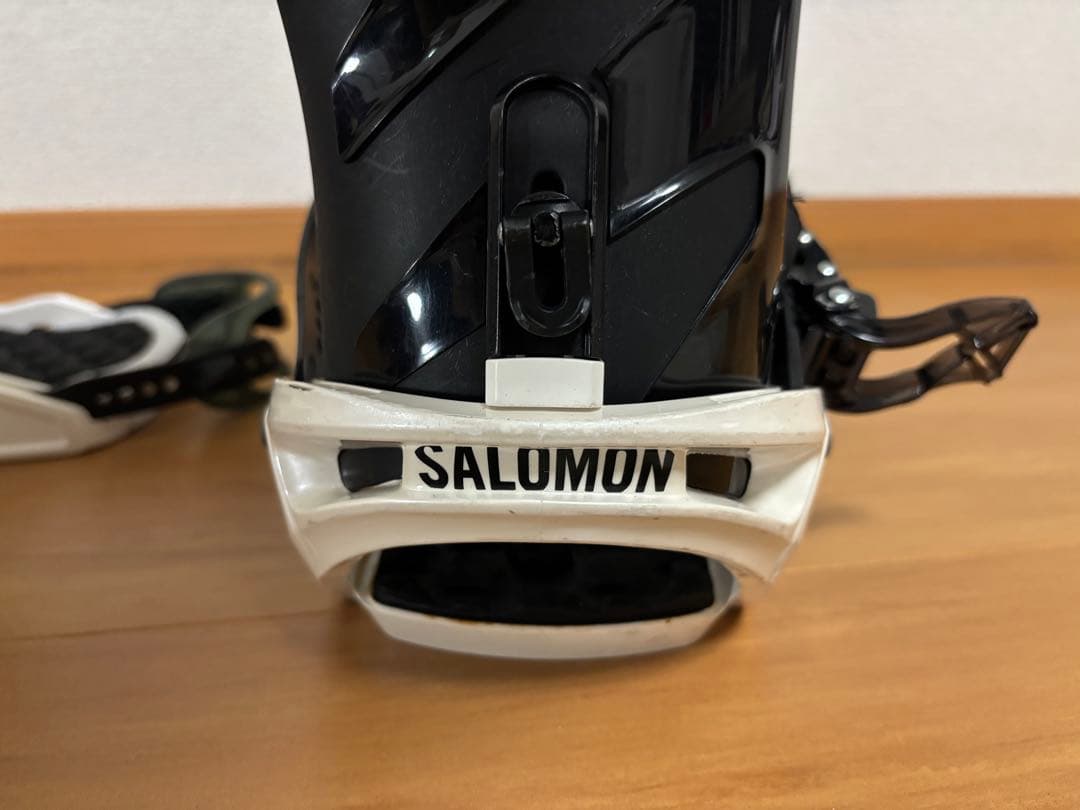 SALOMON スノーボードビンディング rhythm