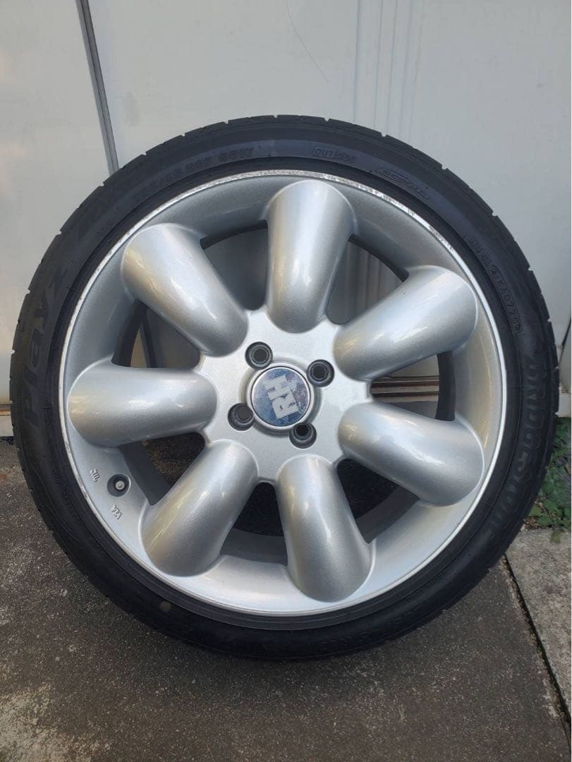 マキシライト 17インチ 7J+42 BS Playz付 Z12キューブ