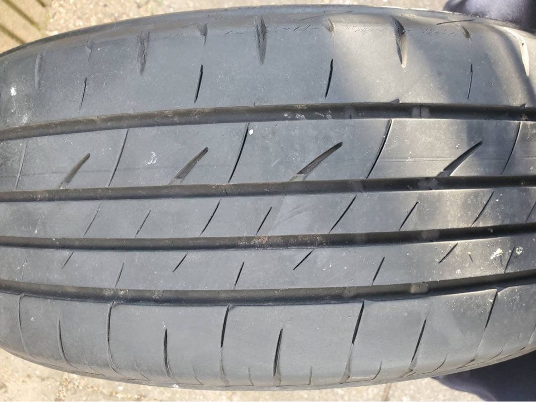 マキシライト 17インチ 7J+42 BS Playz付 Z12キューブ