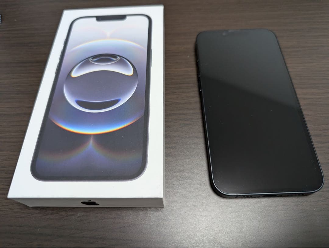 Apple iPhone 16e ブラック 本体