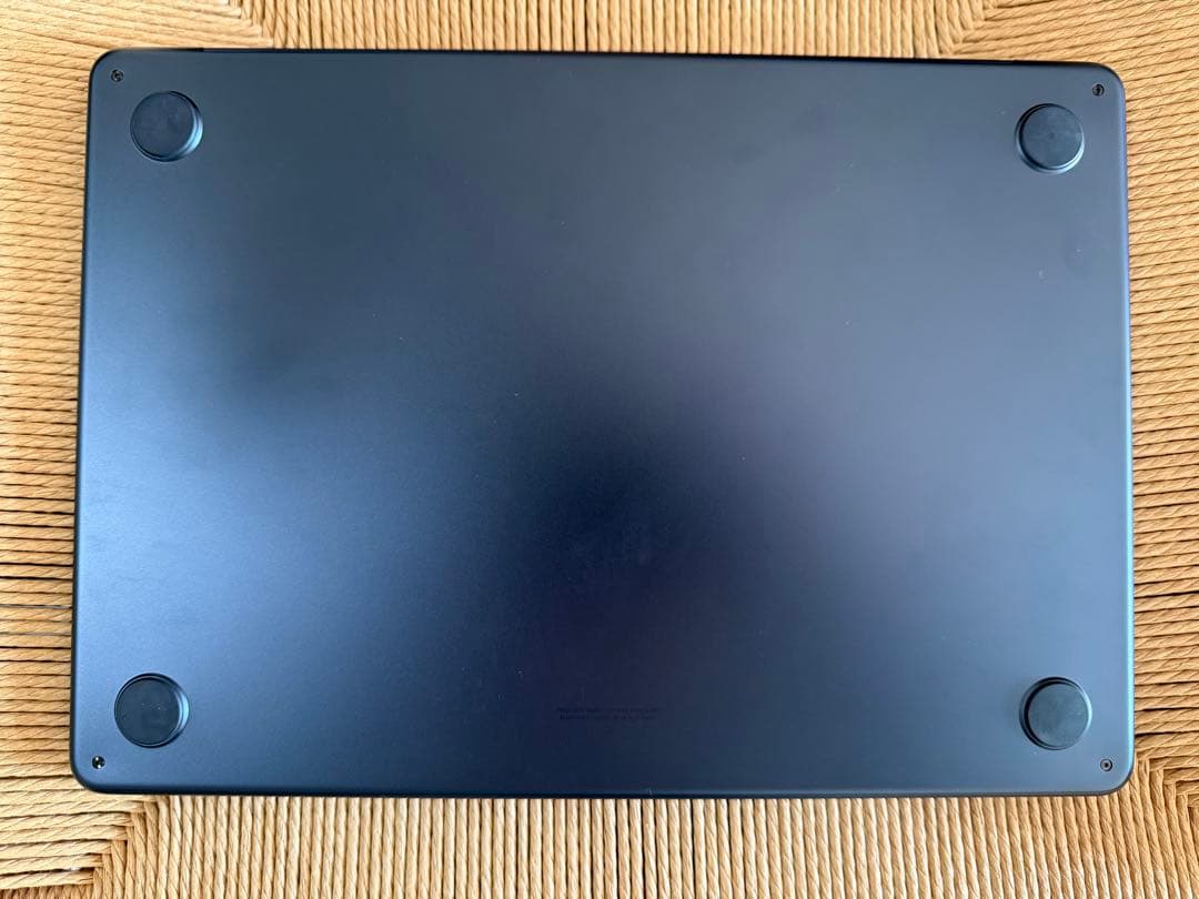 MacBook Air 2022 16GB 256GB 未使用に近い