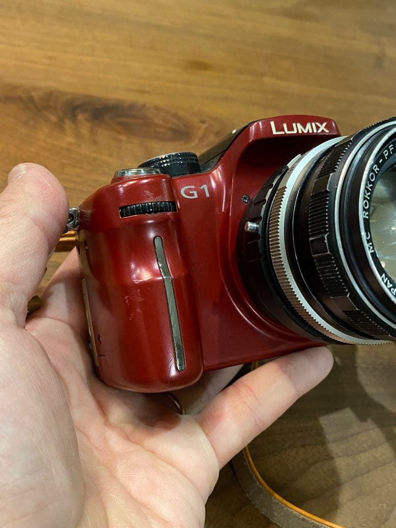 パナソニック　LUMIX G1 赤 ミラーレス　ミノルタ　50㍉緑のロッコール